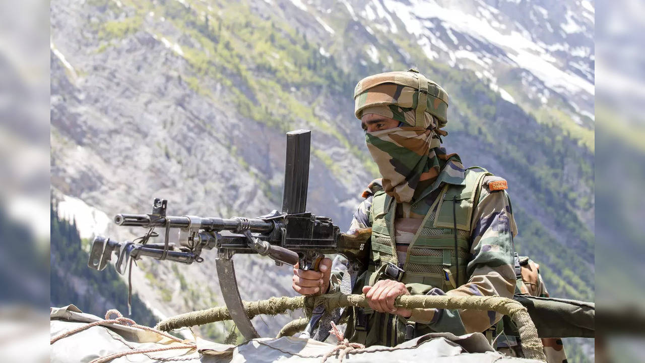 iStock kashmir soldier