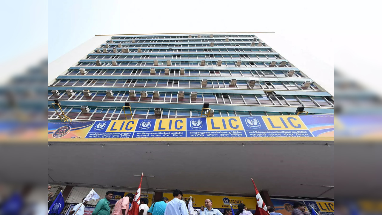 Record demat accounts will be opened for LIC IPO.