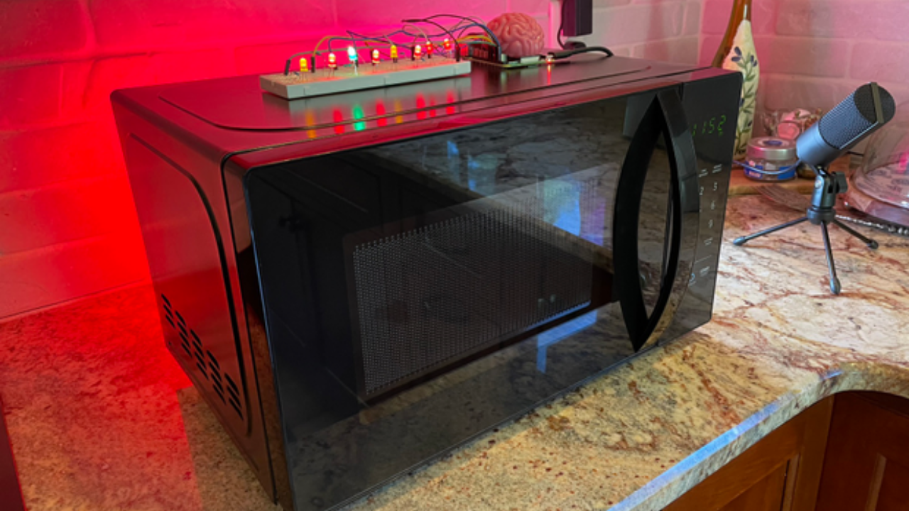 Microwave tries to 'murder' man after he gave it artificial intelligence