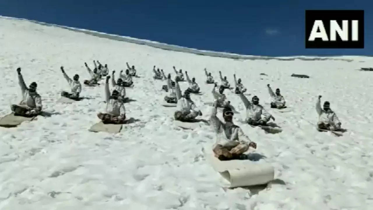 yoga in himalayas