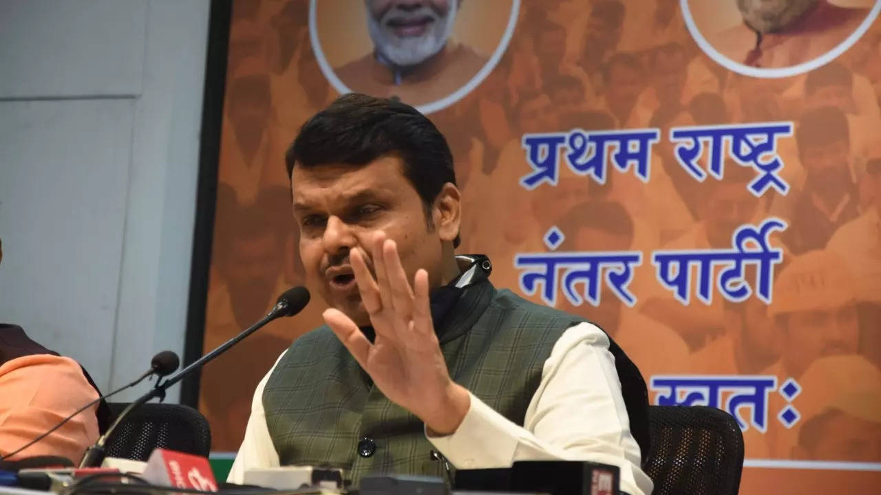 Devendra Fadnavis IANS