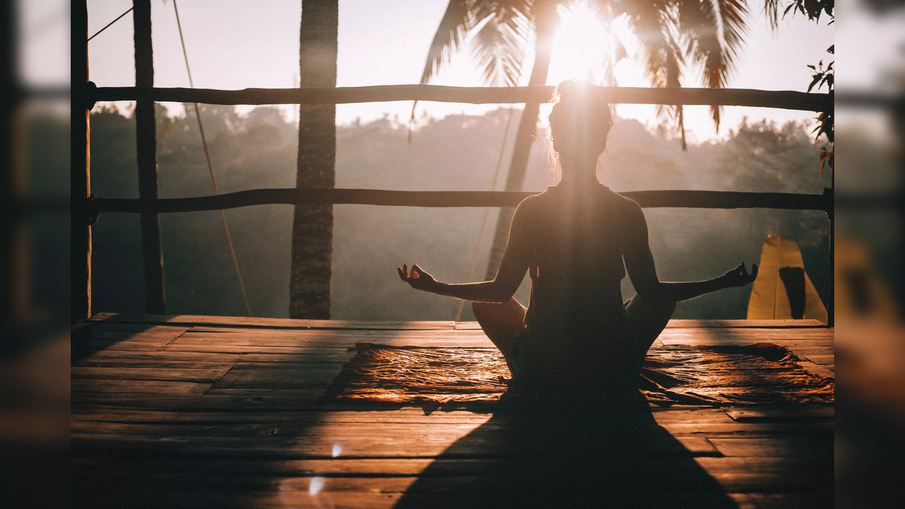 Meditation 101: Effective meditation tips to boost mental health and wellbeing (Photo: Unsplash)