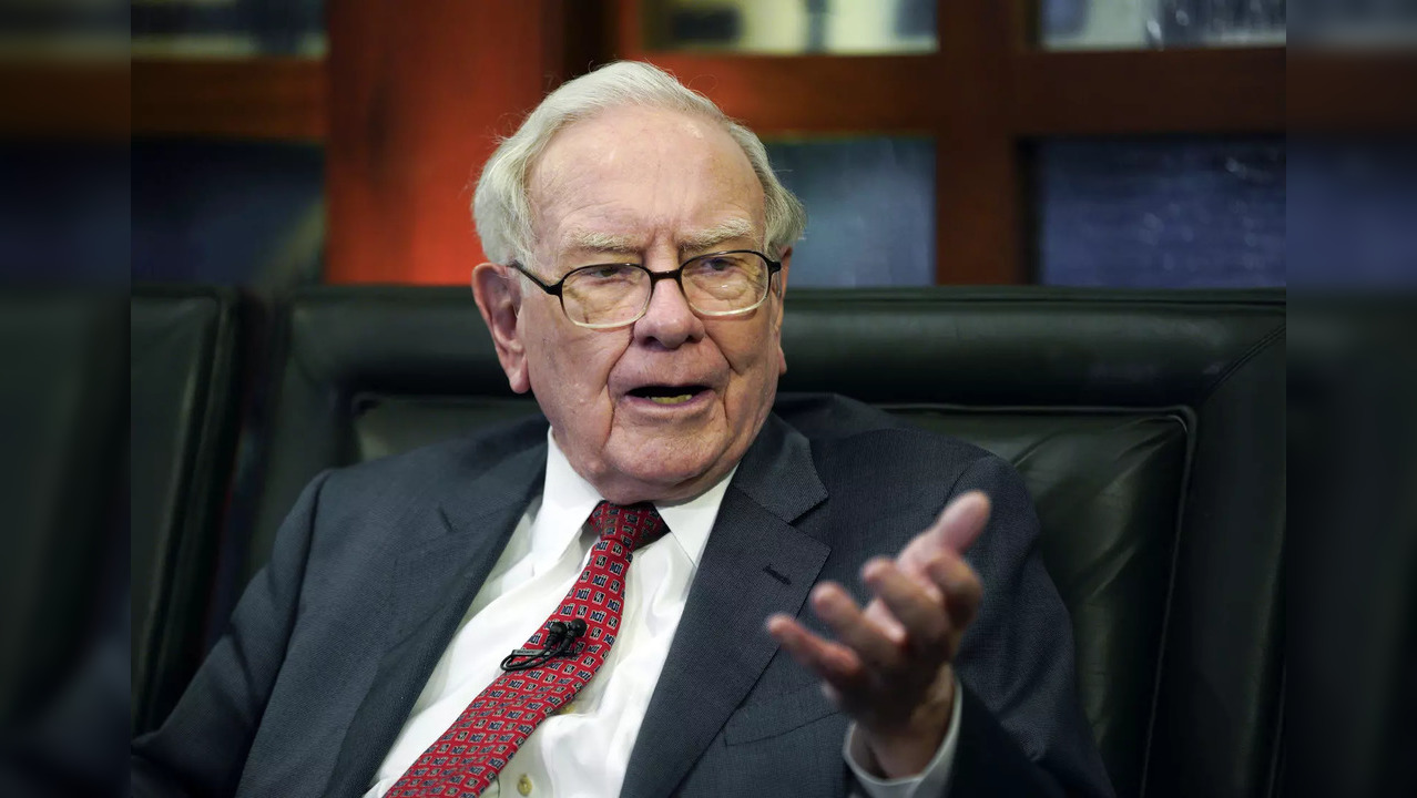 Warren Buffett goes business picking; reveals big investments during Berkshire Hathaway's AGM