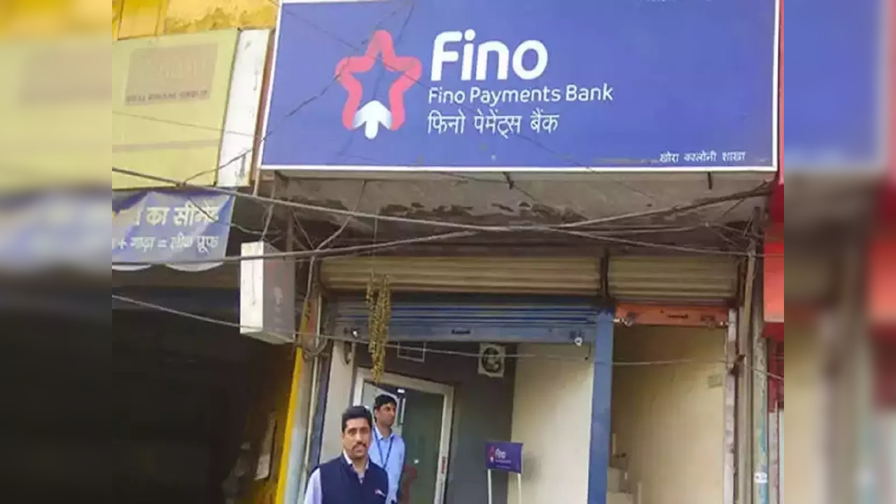 Fino Payments Bank: Promoters vote out independent directors.