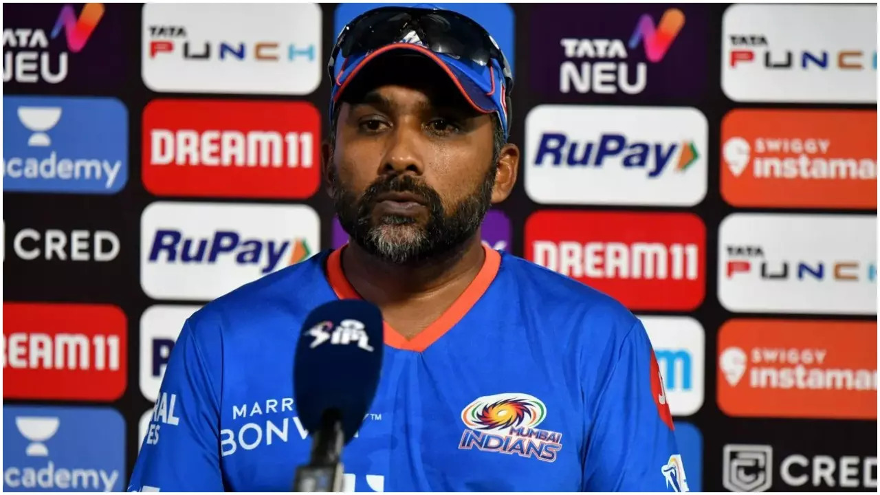 Only 1 Indian superstar featured in Mahela Jayawardena's dream T20 team.