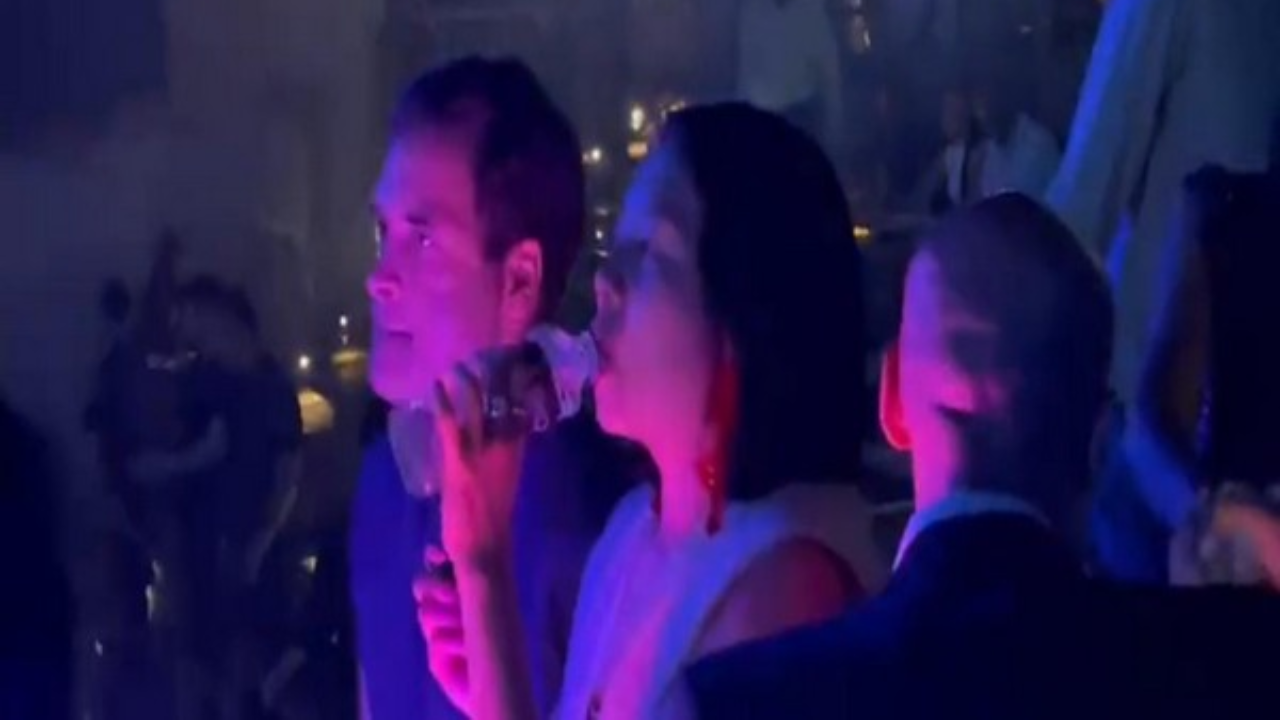 Rahul Gandhi at nightclub