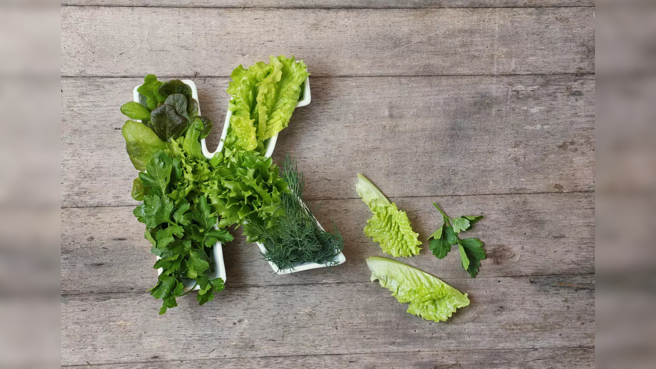 Vitamin K: Why is it important? Tips to incorporate it into the diet