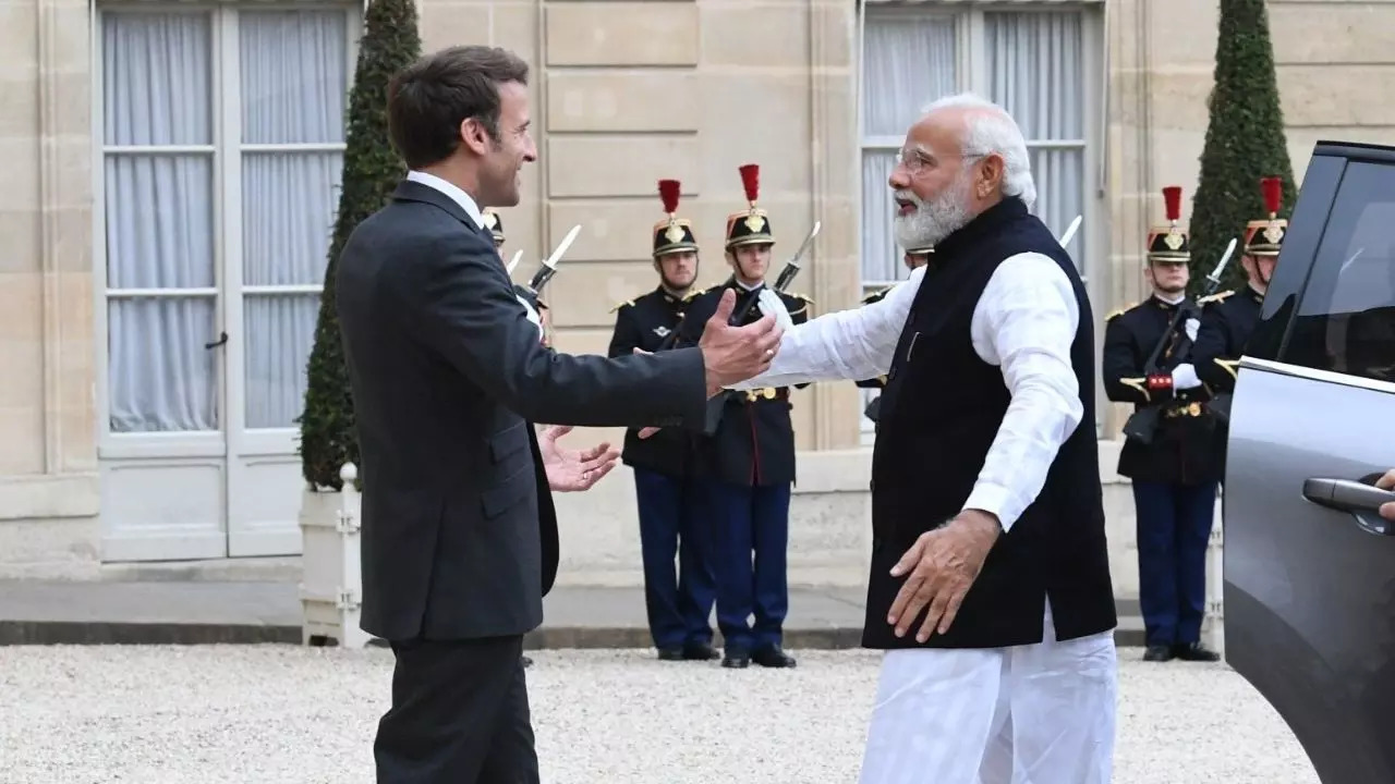 modi macron