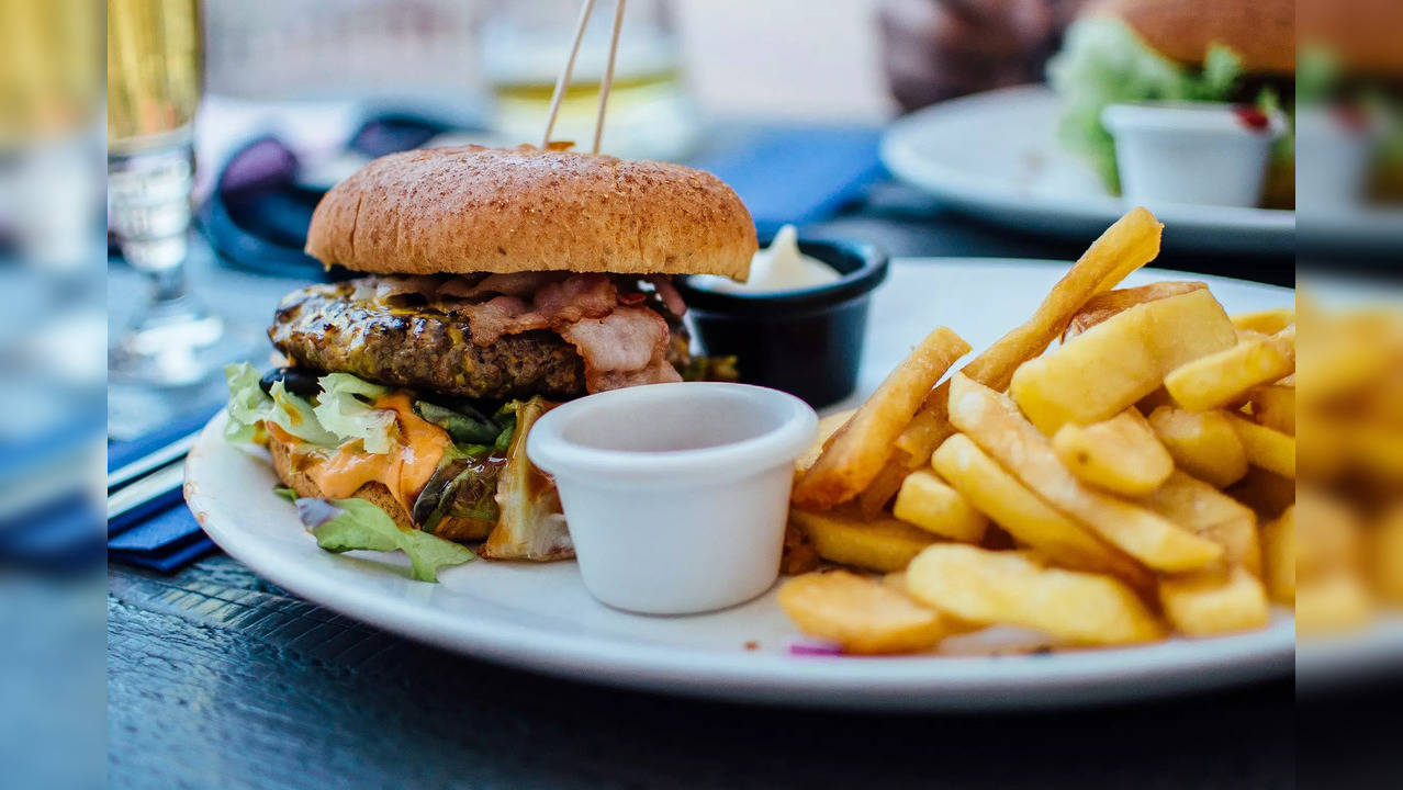 Digital marketing of unhealthy foods, online gaming driving obesity: WHO (Photo: Unsplash)