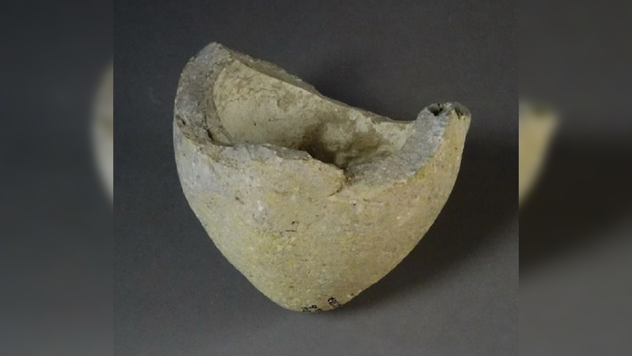 Mysterious ceramic jars  may be ancient explosives