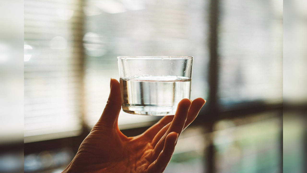 Heatwave threat: Effective ways to beat dehydration (Photo: Unsplash)