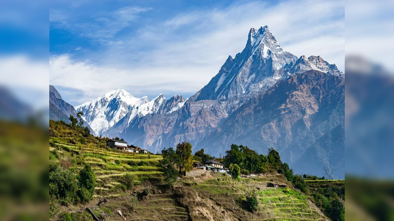 Indian climber Narayan Iyer dies while climbing Mount Kanchenjunga in ...