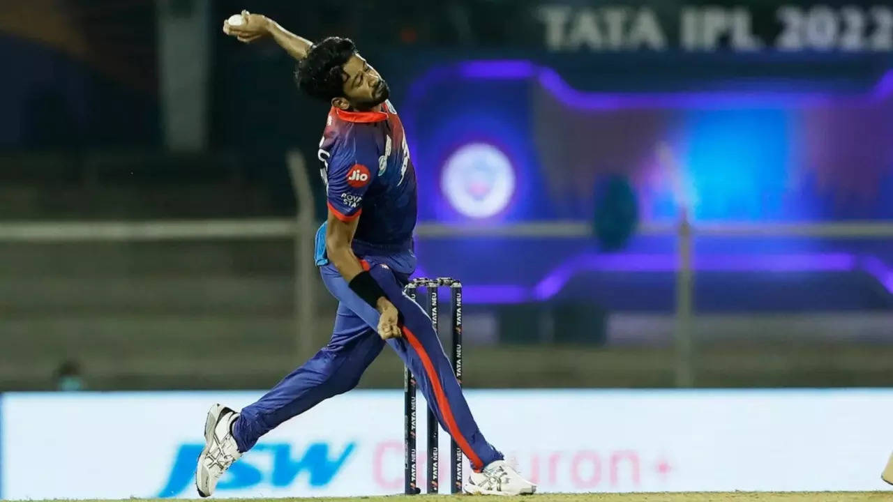 Khaleel Ahmed Delhi Capitals vs Sunrisers Hyderabad