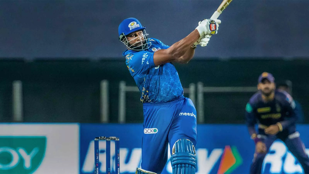 Kieron Pollard only has 129 runs in 10 innings for MI in IPL 2022