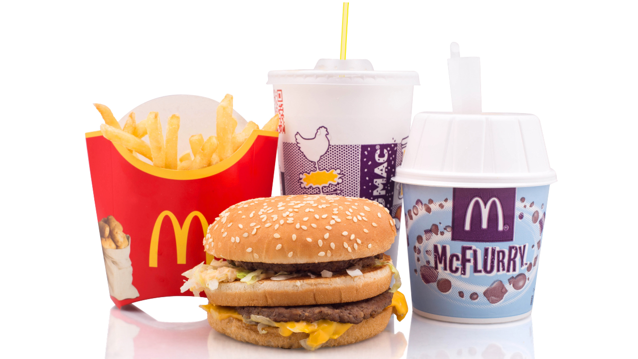 Company offers Rs 1 lakh to eat McDonald's and Subway food for free