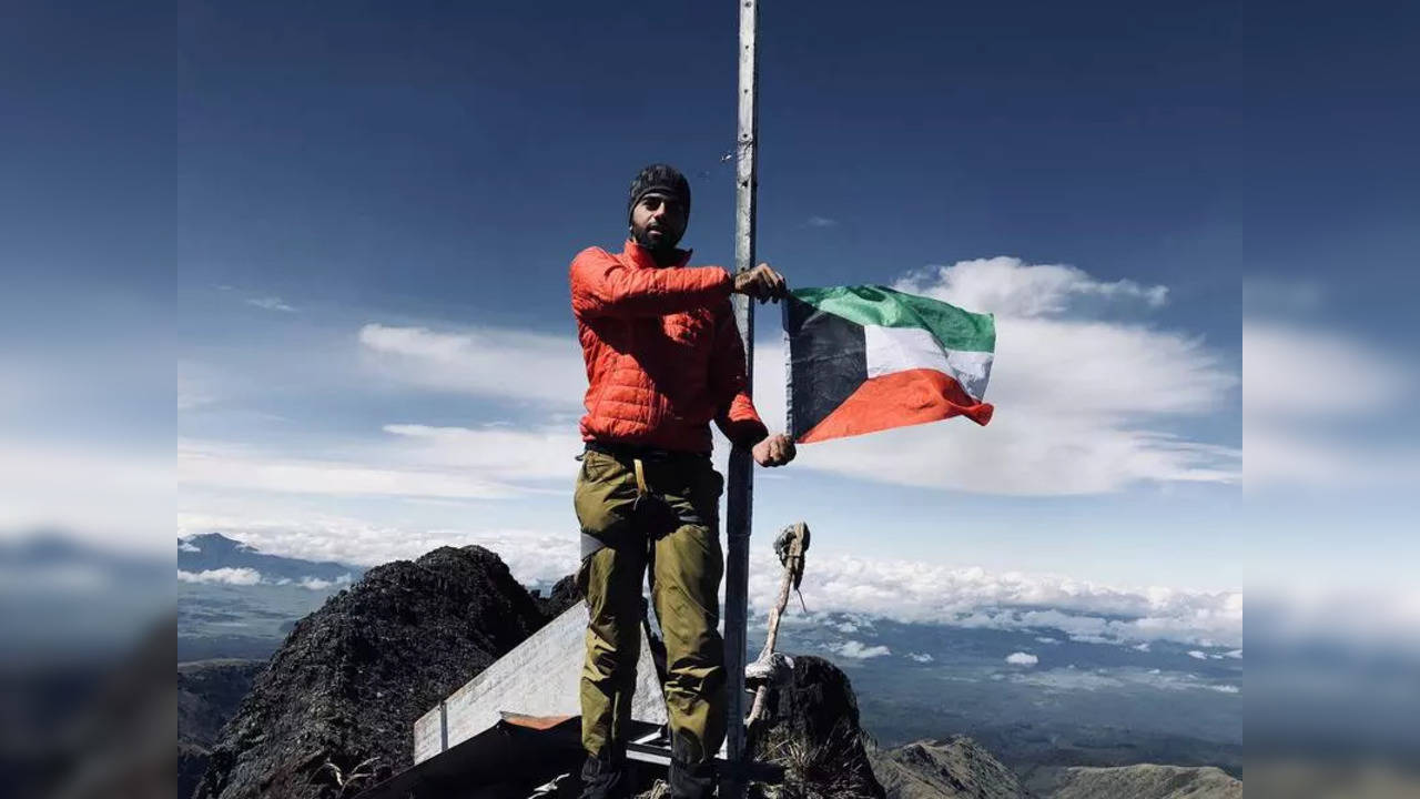 ​Man becomes youngest to scale seven volcanic summits​