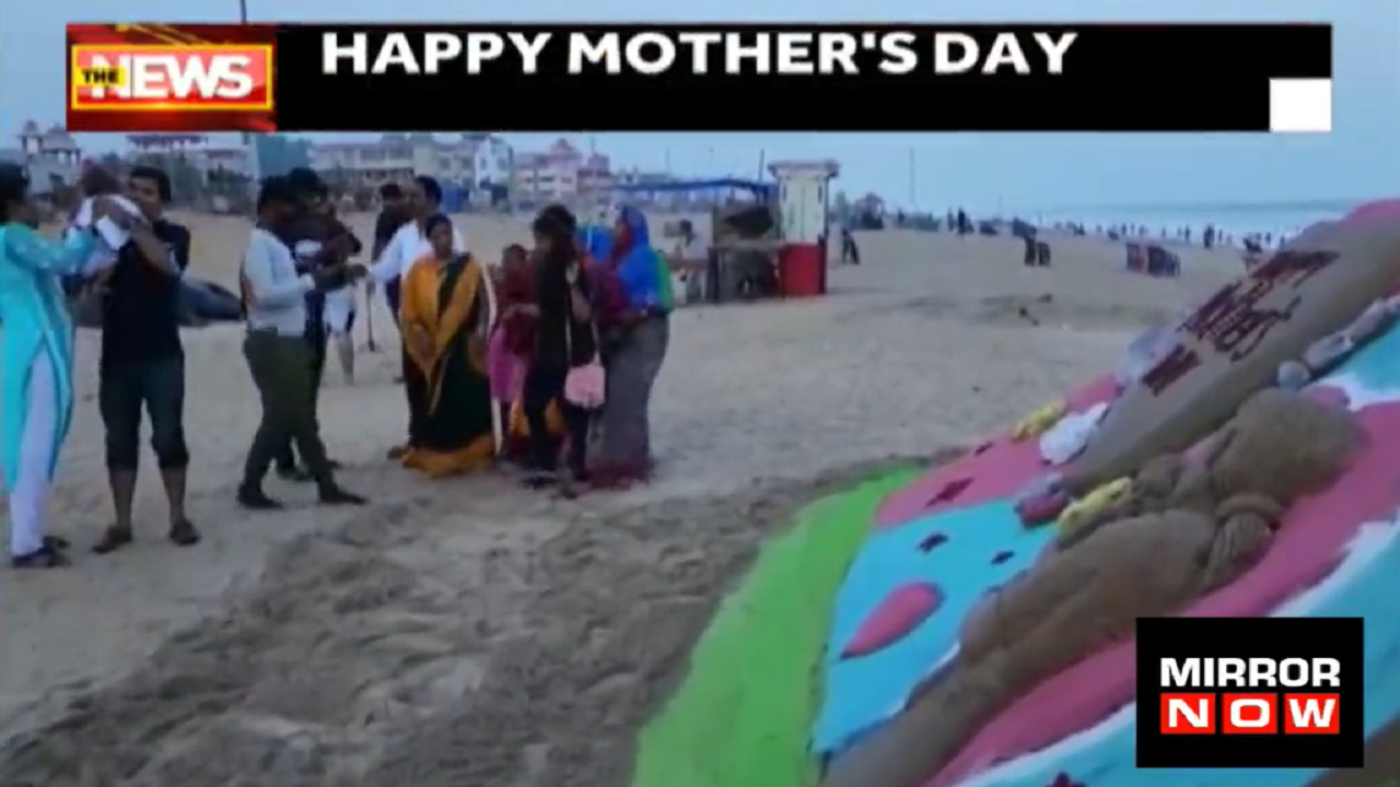 [WATCH] Mother’s Day Special!  Sudarsan Pattnaik creates a sand art sculpture in honor of all mothers