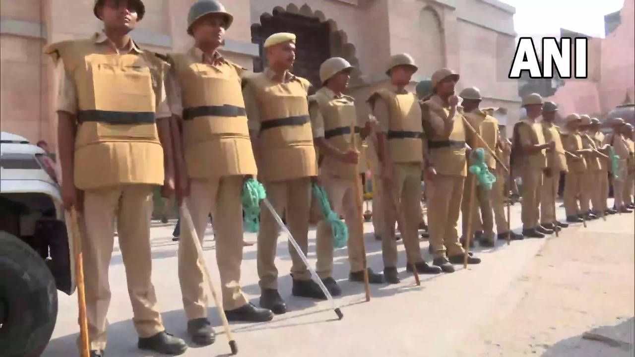 ​Heavy security forces deployed in front of Gyanvapi Masjid