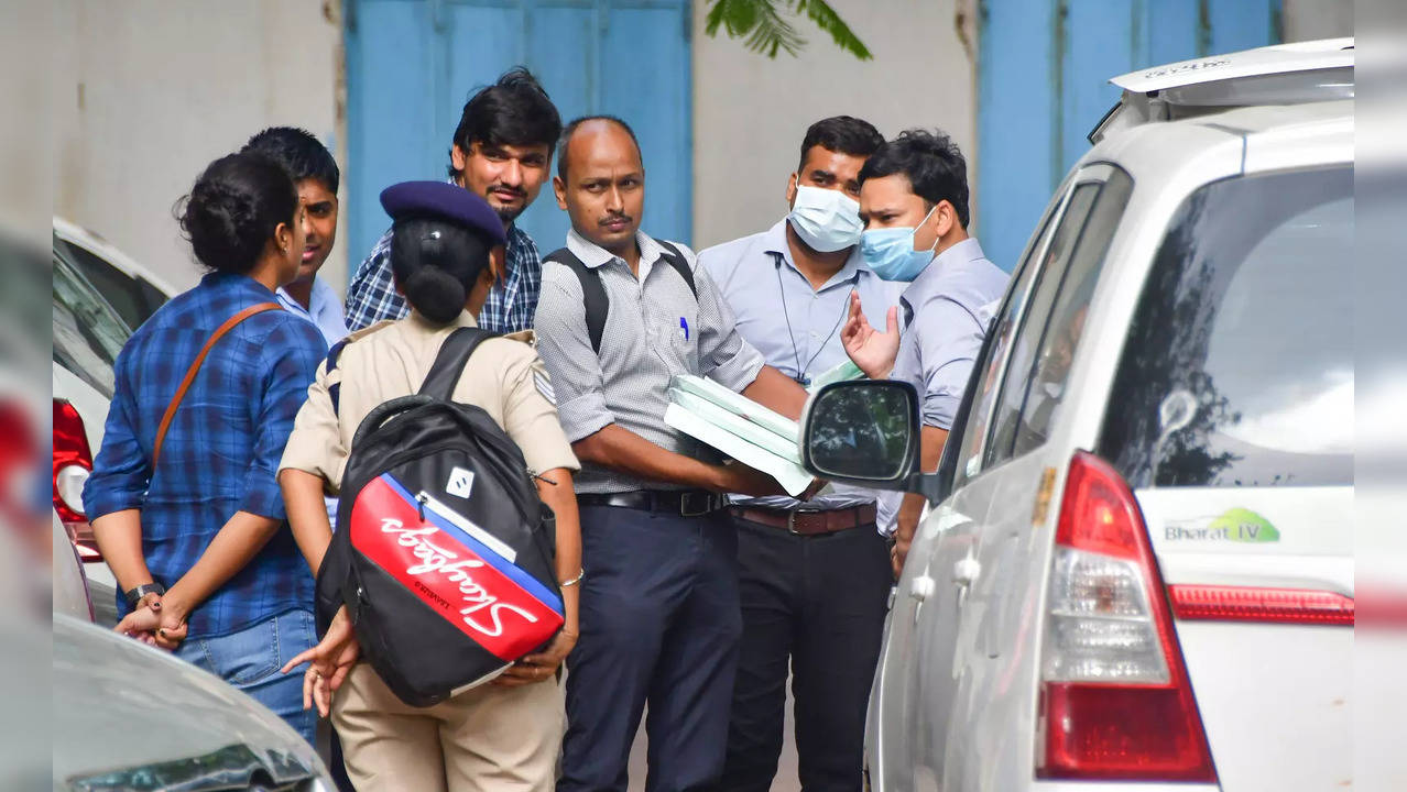 NIA raids at 29 locations; finds firearms, huge cash from Dawood Ibrahim's aides