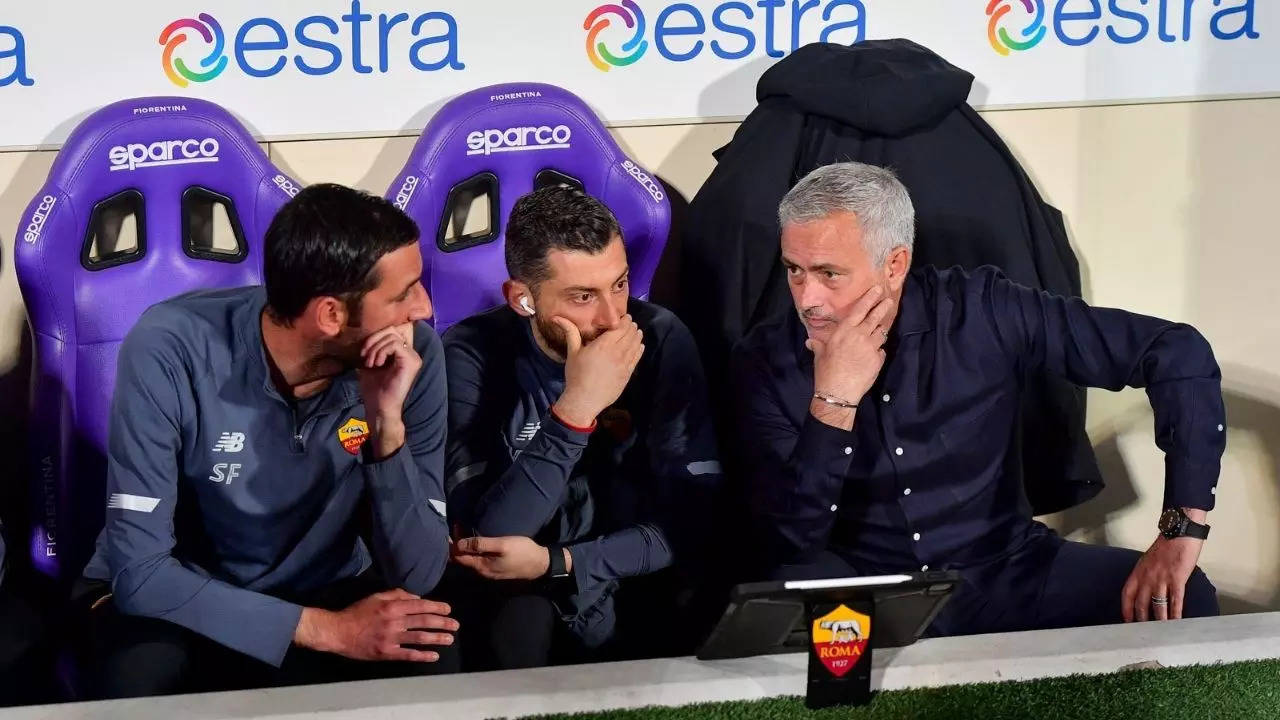 @ASRomaEN Mourinho loss Florentina