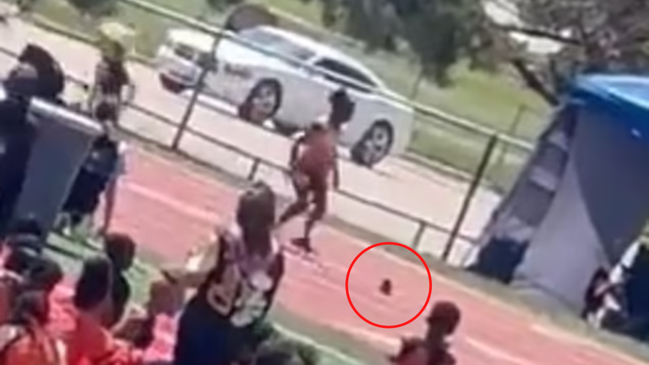 Girl loses shoe, stops to put it back and still wins 200-metre race