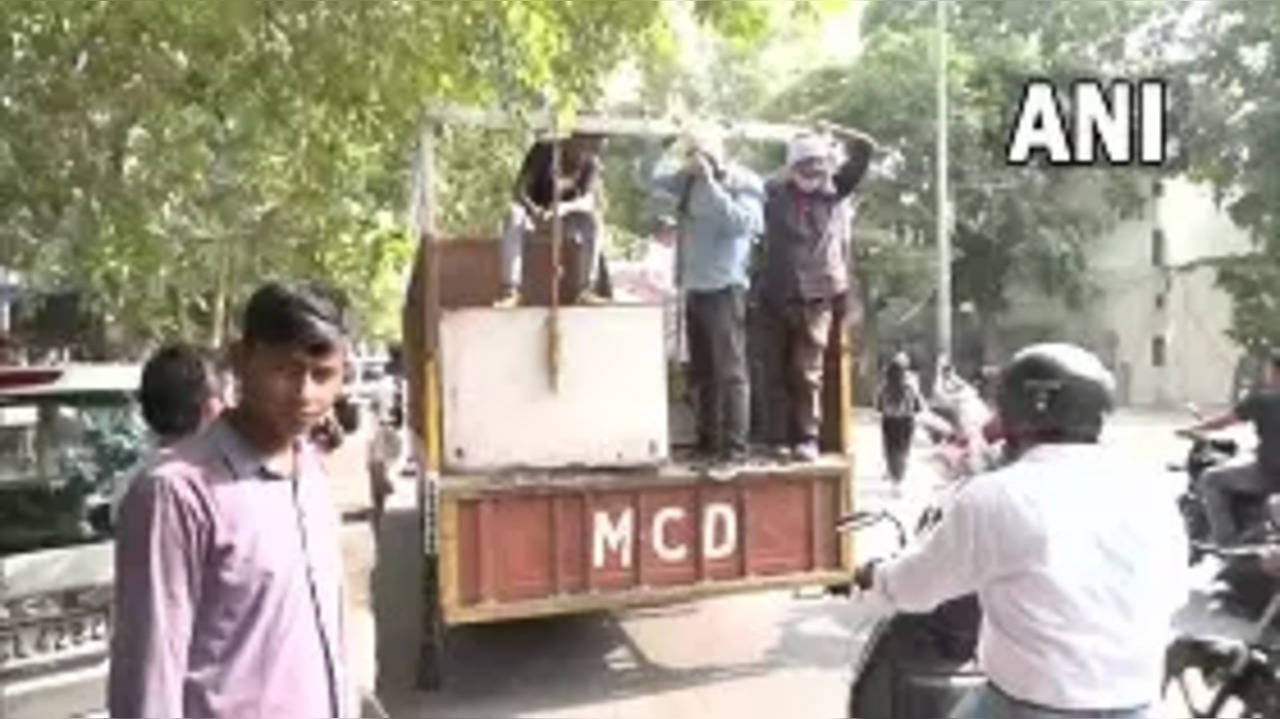 ​Bulldozer drive in Delhi