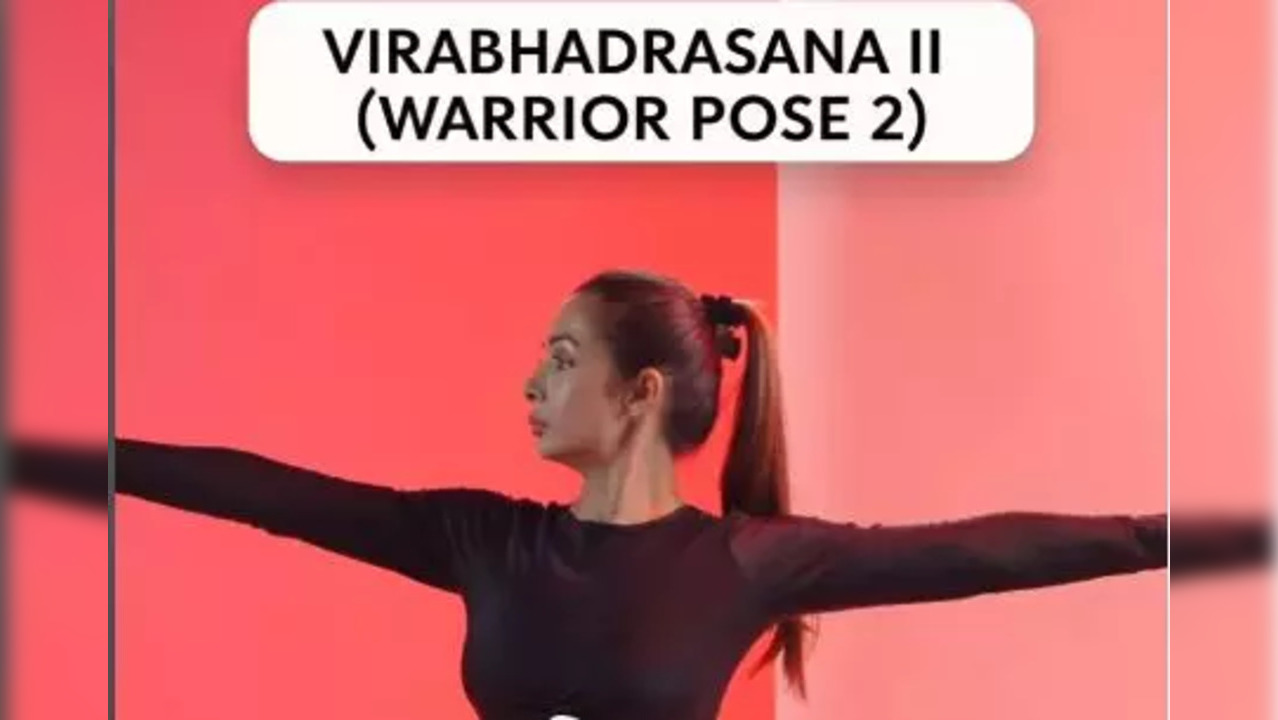 Malaika Arora Virbhadrasana