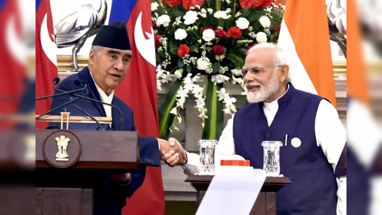 PM Modi and his Nepalese counterpart PM Deuba