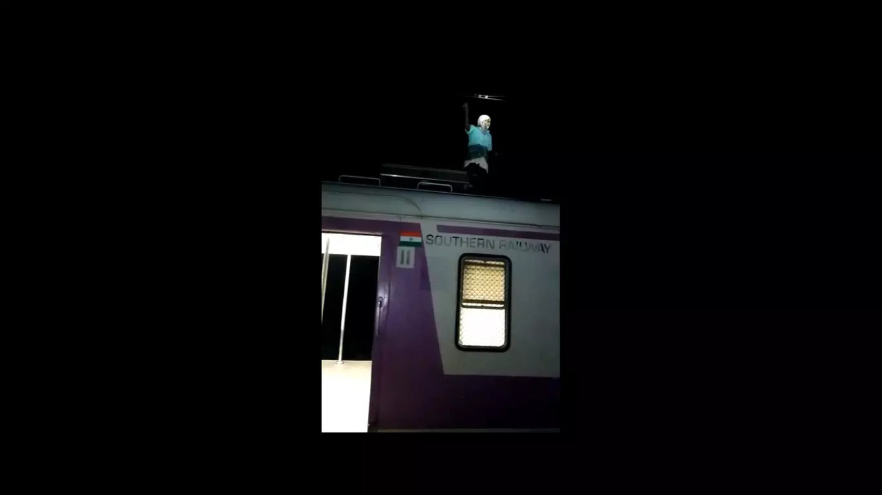 In the video, the RPF man and other railway staff could be seen jostling with the elderly man on the roof of the railway coach.