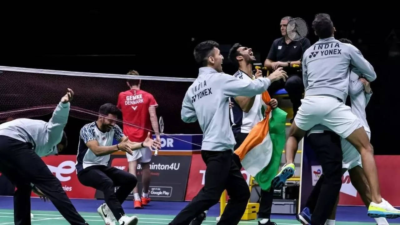 Watch Indian camp storms Badminton court to celebrate historic Thomas Cup semis win, video goes viral Badminton News, Times Now