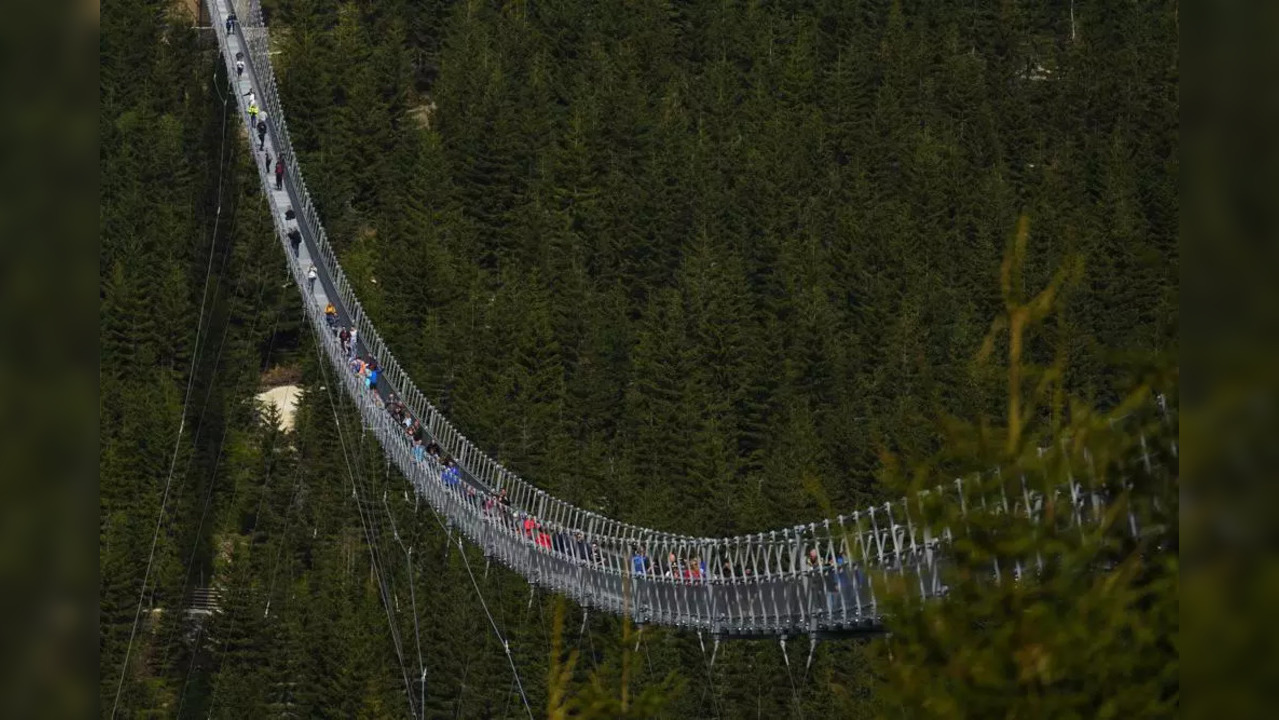 World's longest suspension bridge.