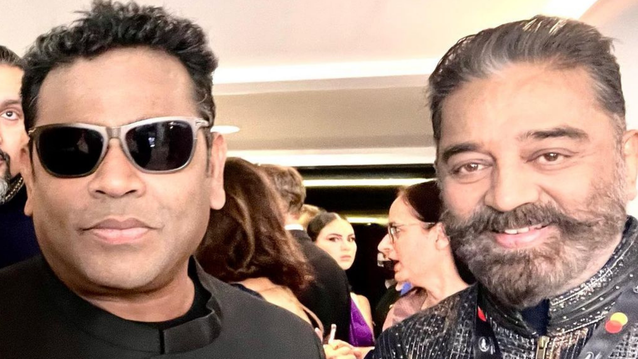 AR Rahman poses with Kamal Haasan