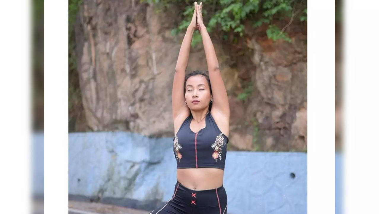 Vrikshasana - Tree Pose Yoga Steps and its Health Benefits - Yoga School in  Goa Blog