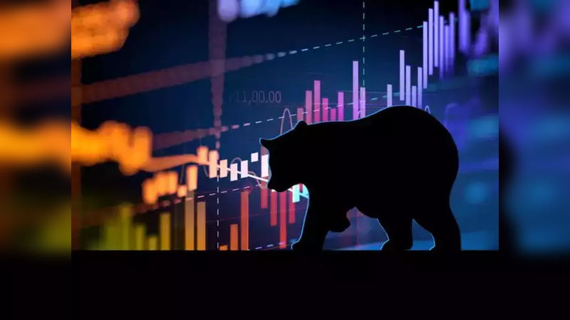 Market in bear grip