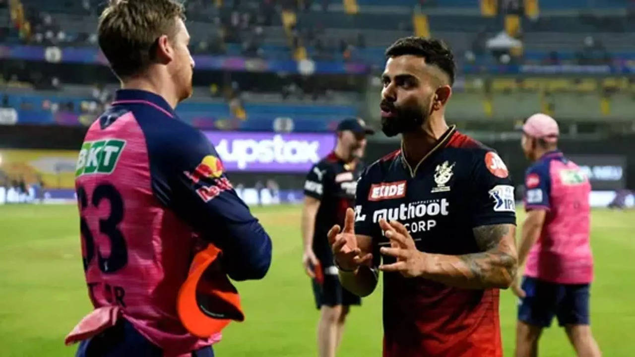 IPL 2022: Virat Kohli gives Jos Buttler epic response as RR opener approaches him 'to ask something' - Times Now