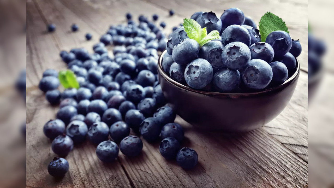 Eating blueberries can lower BP, cut heart disease risk