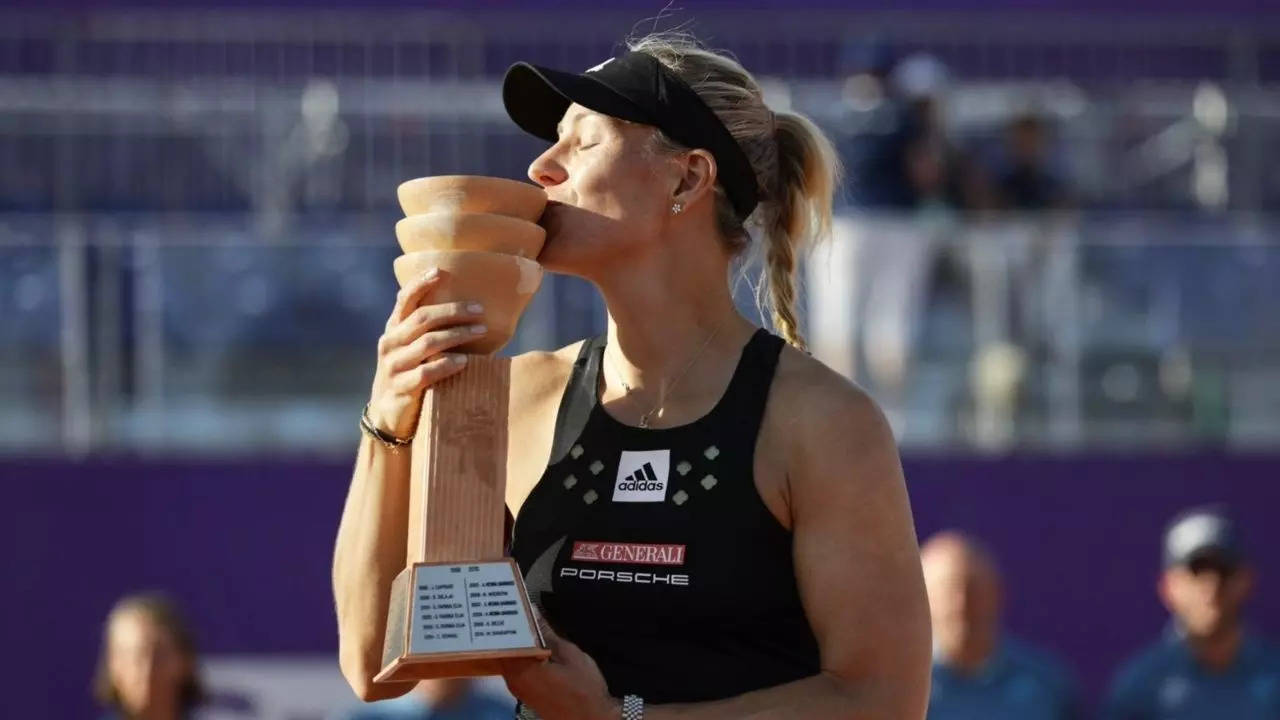 @WTA_Strasbourg Kerber win Strasbourg