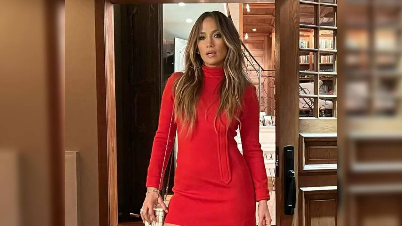 Jennifer Lopez is big on proteins – and in this, she eats meat only three or four times a week. (Photo credit: Jennifer Lopez/Instagram)