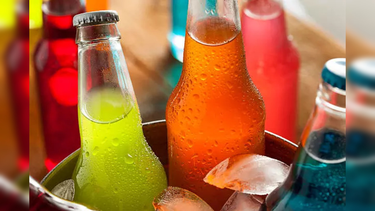 istockphoto-cold drink bottle