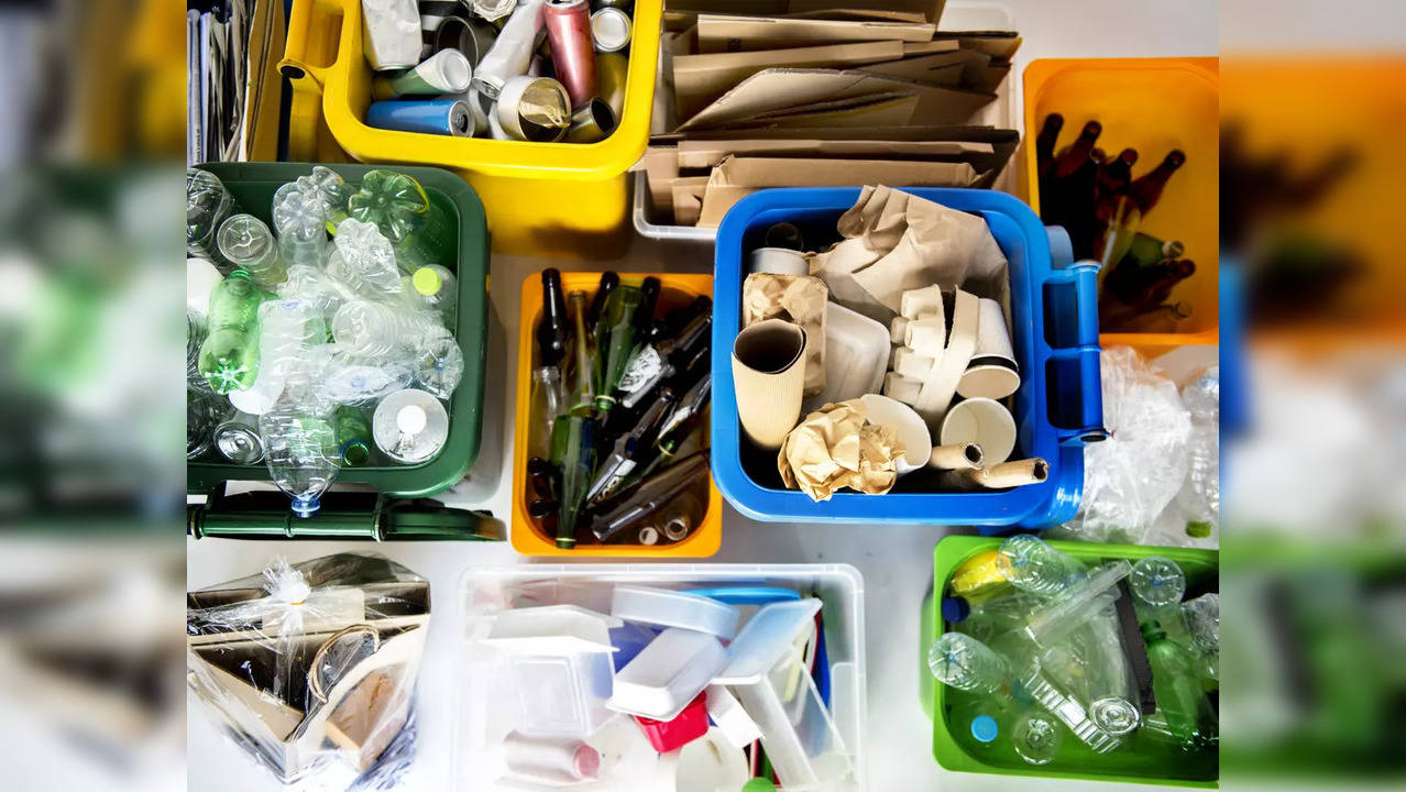 Pune: ‘V-collect’ a drive collecting old items to reuse & recycle for a sustainable environment