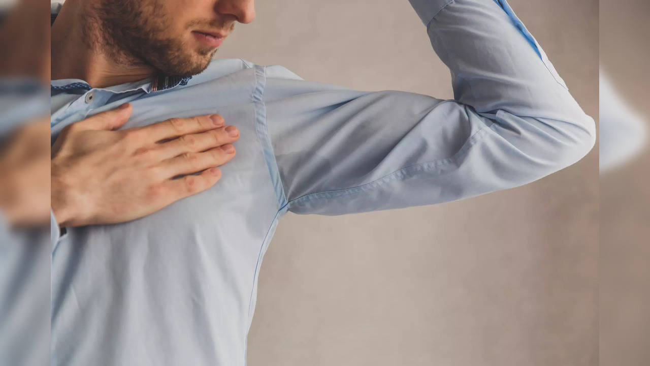 Experts say that adults who are diagnosed with controlled but high blood pressure reported the odours more often than those who did not have high BP.