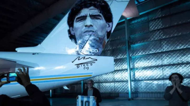 Diego Maradona Tribute Plane