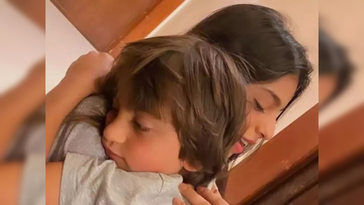 Suhana Khan gives a warm hug to birthday boy Abram Khan in unseen pic, it is the cutest thing on the internet today