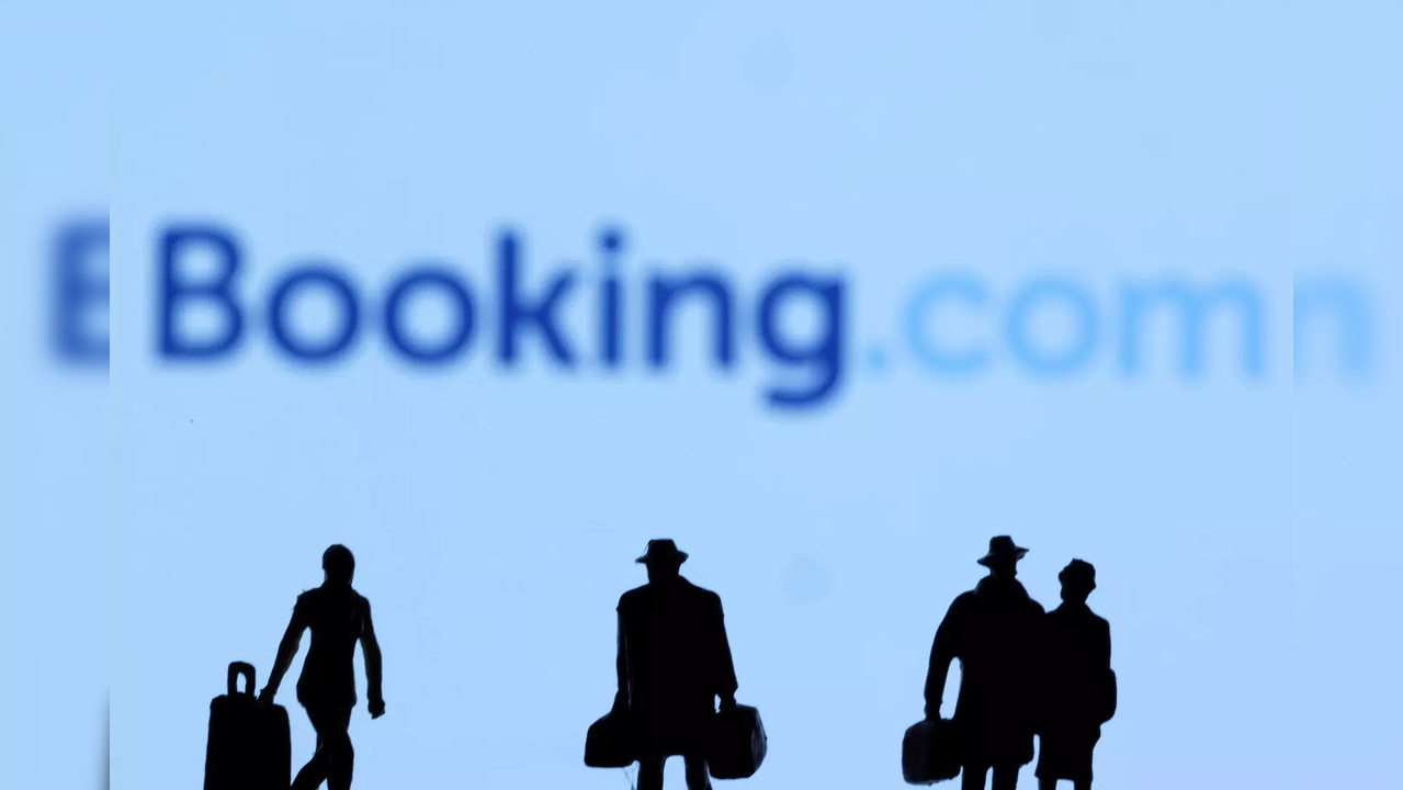 Booking.com captures travel zeitgeist; decodes 2022's travel trends