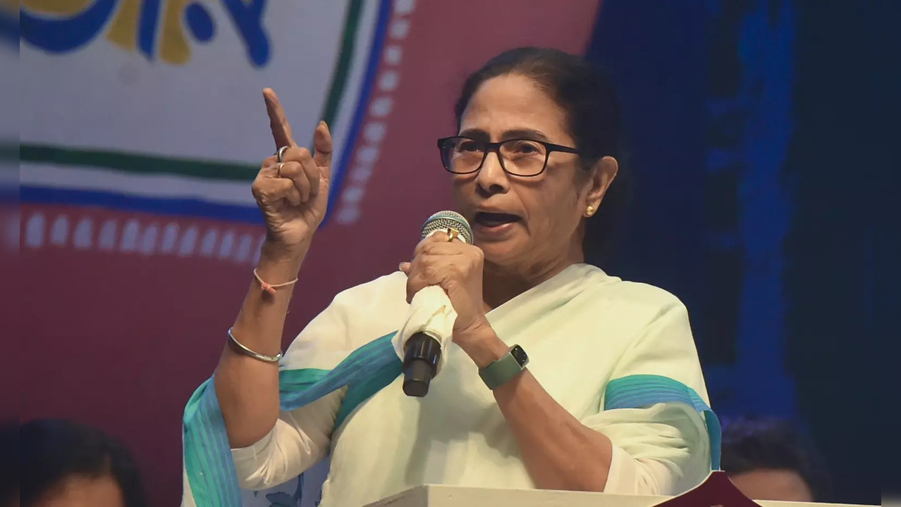 Kolkata: West Bengal Chief Minister Mamata Banerjee addresses during distributio...