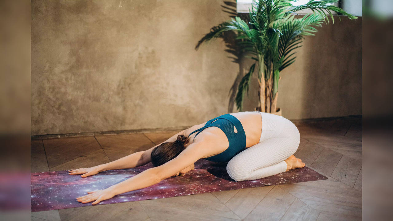 Five Minute Fertility Yoga Flows — Live Fertile