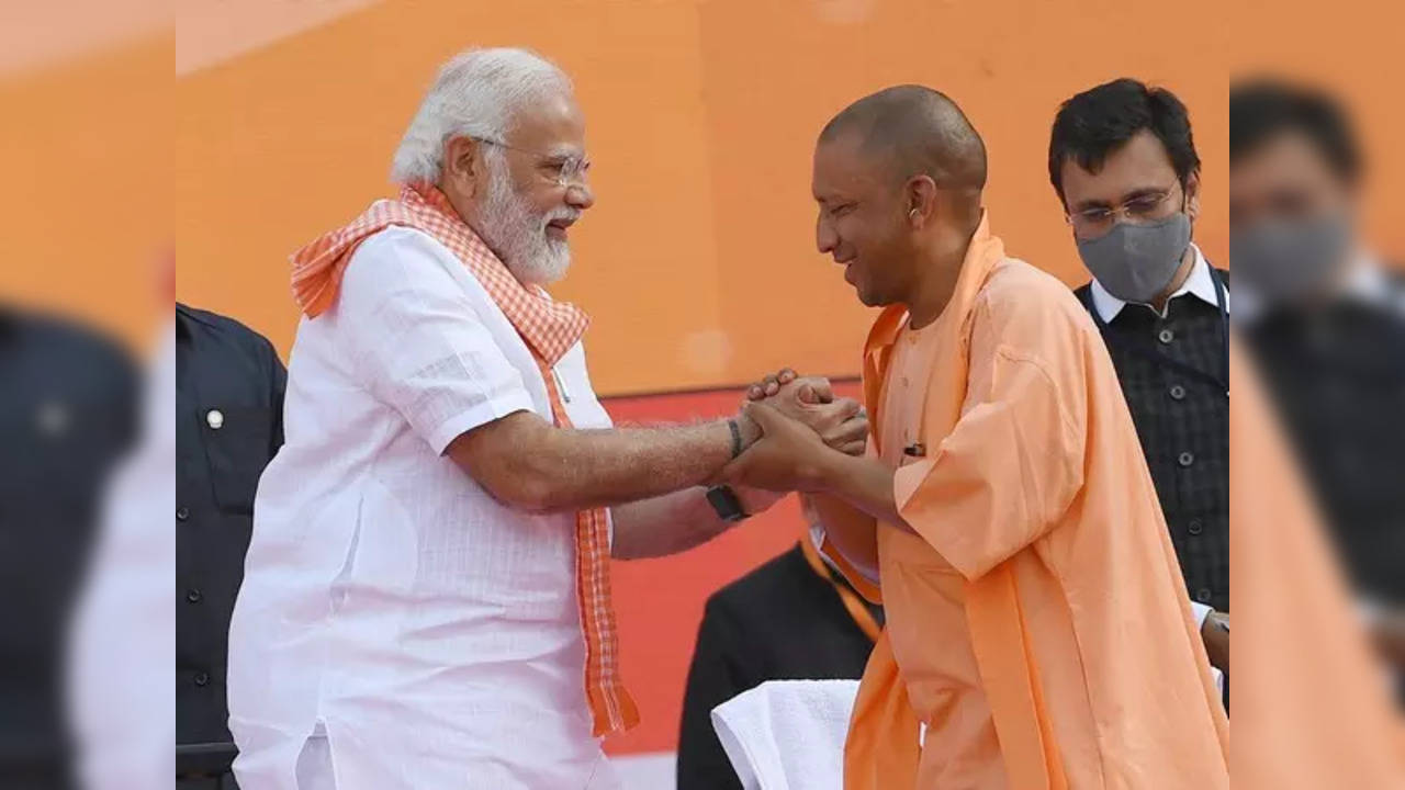 Narendra Modi Yogi Adityanath