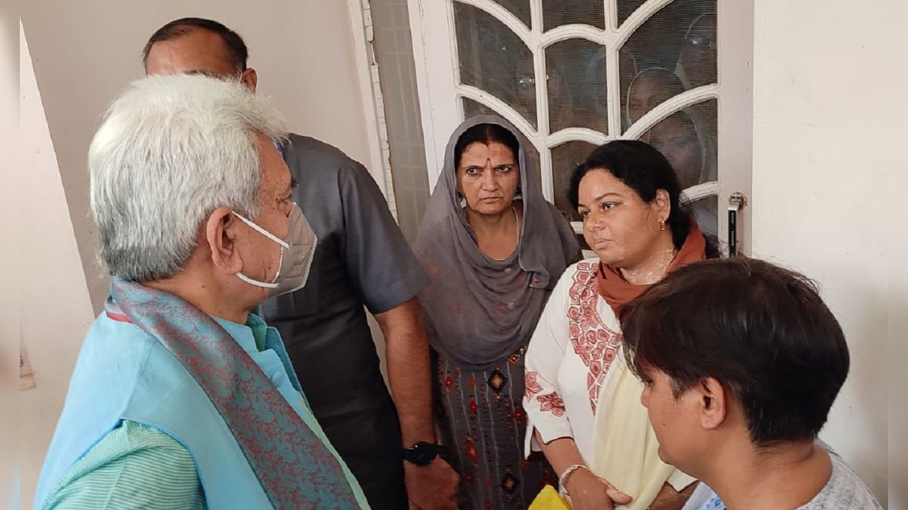 J&K LG Manoj Sinha meets family members of Rajni Bala