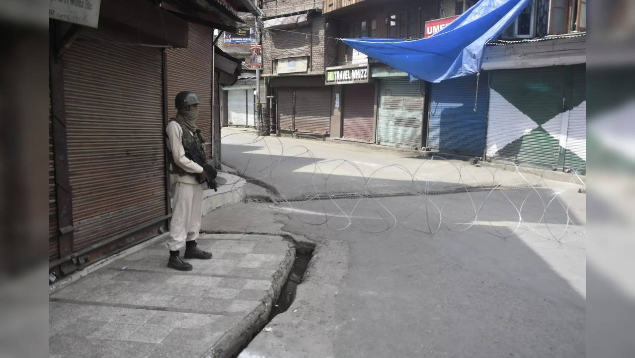 Kashmir curfew