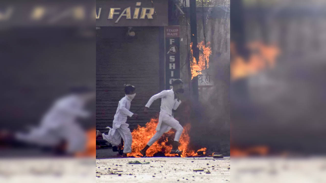 Prayagraj: Miscreants during a protest over controversial remarks made by two no...